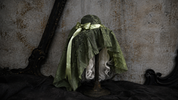 The Dark Elegance of Gothic Hats: Exploring the Timeless Beauty of Victorian-Inspired Headwear