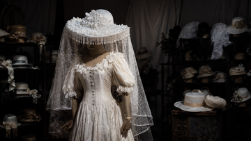 The Magic of Gothic Accessories: Creating a Mysterious and Elegant Style With Statement Hats
