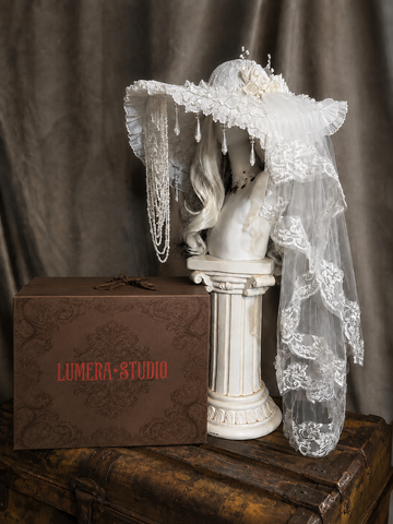 White Side Veil Lolita Hat